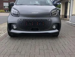 Silber Gebraucht 2023 Smart ForTwo Electric Drive Limousine | 13.500 € (Etwas zu teuer)