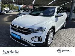 Weiß Gebraucht 2024 VW T-Roc Cabriolet Style Cabrio | 30.333 € (Fairer Preis)