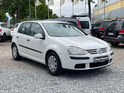 Weiß Gebraucht 2005 VW Golf V Trendline Limousine | 3.390 € (Fairer Preis)
