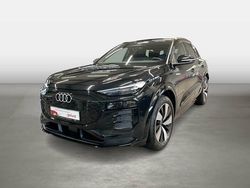 Schwarz (mythosschwarz) Gebraucht 2025 Audi Q6 e-tron Ambiente SUV | 61.420 €