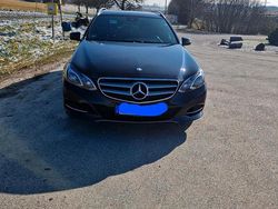 Schwarz Gebraucht 2013 Mercedes E220 Avantgarde Kombi | 11.100 € (Fairer Preis)