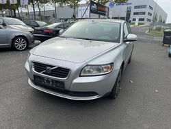 Silber Gebraucht 2010 Volvo S40 Drive Kinetic Limousine | 3.999 € (Fairer Preis)