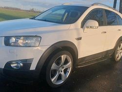 Weiß Gebraucht 2013 Chevrolet Captiva SUV | 6.300 € (Guter Preis)