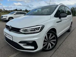 Weiß Gebraucht 2020 VW Touran Highline Van / Kleinbus | 21.999 € (Fairer Preis)