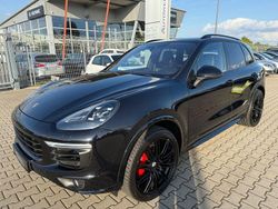 Schwarz Gebraucht 2016 Porsche Cayenne Platinum Edition SUV | 36.900 € (Teuer)