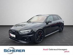 Mythosschwarz metallic (metallic) Gebraucht 2025 Audi RS4 Ambiente Kombi | 94.900 €