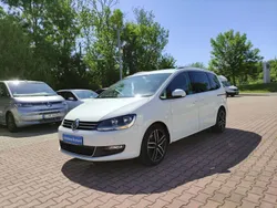 Pure white Gebraucht 2017 VW Sharan Sound Van / Kleinbus | 17.900 € (Superpreis)