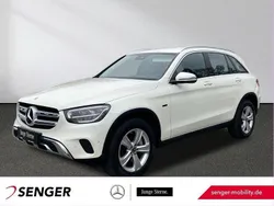 Weiß Gebraucht 2021 Mercedes GLC300e AMG line SUV | 34.120 € (Guter Preis)