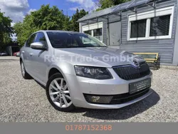 Silber Gebraucht 2013 Skoda Octavia Limousine | 10.499 € (Guter Preis)