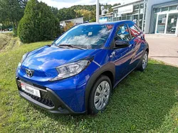 Blau Neu 2025 Toyota Aygo Business Edition Kleinwagen | 19.190 €