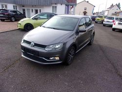 Grau (metallic) Gebraucht 2016 VW Polo Allstar Limousine | 9.990 € (Fairer Preis)