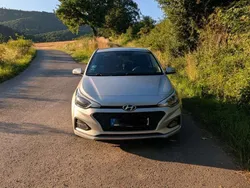 Silber Gebraucht 2020 Hyundai i20 Active Kleinwagen | 13.300 € (Fairer Preis)