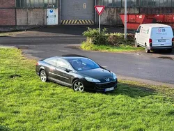 Schwarz Gebraucht 2009 Peugeot 407 Coupe Coupé | 2.800 €