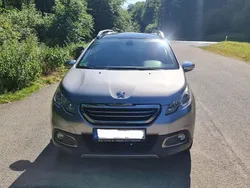 Silber Gebraucht 2015 Peugeot 2008 Allure SUV | 6.800 € (Guter Preis)