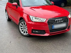 Rot Gebraucht 2016 Audi A1 Sportback Ambiente Kleinwagen | 12.900 € (Fairer Preis)