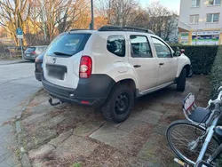 Weiß Gebraucht 2013 Dacia Duster SUV | 3.950 € (Guter Preis)