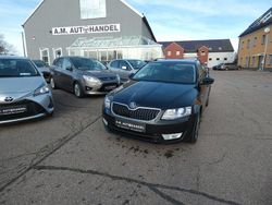 Schwarz Gebraucht 2015 Skoda Octavia Kombi | 6.300 € (Guter Preis)
