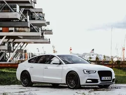 Weiß Gebraucht 2014 Audi A5 Sportback Sport Limousine | 21.000 €
