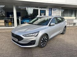 Silber Gebraucht 2025 Ford Focus Titanium Limousine | 25.740 € (Guter Preis)