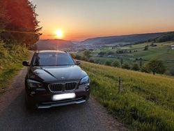 Braun Gebraucht 2011 BMW X1 SUV | 6.500 € (Fairer Preis)