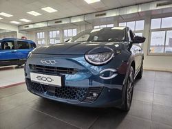 Grün (mare grün) Gebraucht 2024 Fiat 600 La Prima SUV | 28.990 € (Etwas zu teuer)