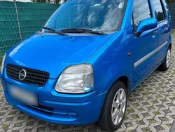 Blau Gebraucht 2002 Opel Agila Kleinwagen | 1.100 € (Fairer Preis)