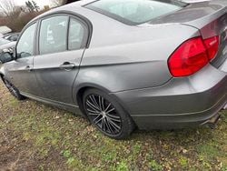 Grau Gebraucht 2010 BMW 318 Limousine | 4.200 € (Fairer Preis)
