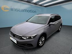 Grau Gebraucht 2022 VW Passat Kombi | 21.549 € (Fairer Preis)