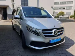Silber Gebraucht 2020 Mercedes V250 Avantgarde Edition Van / Kleinbus | 49.800 € (Superpreis)