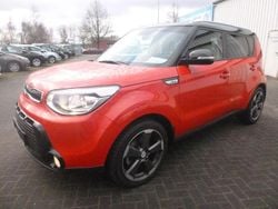 Rot Gebraucht 2016 Kia Soul Edition 7 SUV | 11.499 € (Fairer Preis)