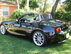 Schwarz Gebraucht 2004 BMW Z4 Cabrio | 10.100 € (Guter Preis)