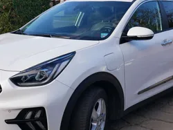 Weiß Gebraucht 2020 Kia Niro Spirit SUV | 22.000 € (Fairer Preis)