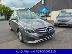 Grau Gebraucht 2015 Mercedes B180 Van / Kleinbus | 16.990 € (Fairer Preis)