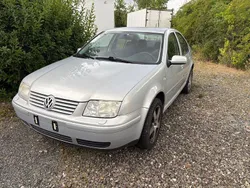 Silber Gebraucht 1999 VW Bora Limousine | 2.000 € (Fairer Preis)