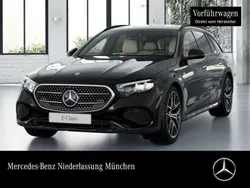 Obsidianschwarz Gebraucht 2025 Mercedes E300 Avantgarde Kombi | 71.900 €