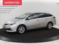Grau Gebraucht 2017 Toyota Auris Hybrid Executive Limousine | 13.200 € (Fairer Preis)