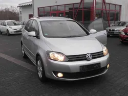 Silber Gebraucht 2011 VW Golf Plus Cross Comfortline Van / Kleinbus | 5.600 € (Fairer Preis)
