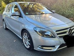 Silber Gebraucht 2012 Mercedes B180 Sportline Van / Kleinbus | 6.900 €