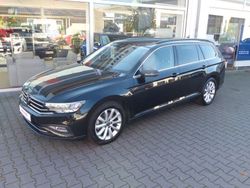 Schwarz Gebraucht 2024 VW Passat Business Kombi | 26.490 € (Fairer Preis)