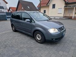 Grau Gebraucht 2006 VW Touran Van / Kleinbus | 2.000 € (Guter Preis)