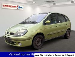 Grün Gebraucht 2003 Renault Scénic Van / Kleinbus | 399 €