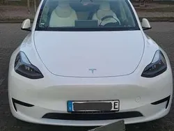 Weiß Gebraucht 2023 Tesla Model Y SUV | 38.000 € (Fairer Preis)