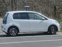 Weiß Gebraucht 2017 VW up! Sound Kleinwagen | 5.600 € (Superpreis)