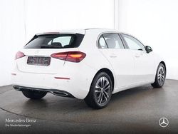 Weiß Gebraucht 2024 Mercedes A200 Advanced Limousine | 28.390 € (Fairer Preis)