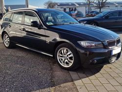 Schwarz Gebraucht 2011 BMW 320 Efficient Dynamics Kombi | 5.499 € (Fairer Preis)