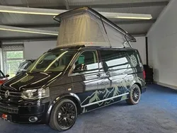 Schwarz Gebraucht 2014 VW T5 Highline Van | 31.999 €