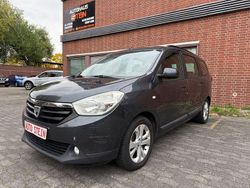 Grau Gebraucht 2013 Dacia Lodgy Prestige Van / Kleinbus | 3.880 €