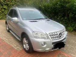 Silber Gebraucht 2011 Mercedes ML350 AMG SUV | 9.999 € (Superpreis)