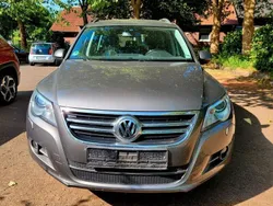 Grau Gebraucht 2009 VW Tiguan Team SUV | 7.666 € (Fairer Preis)
