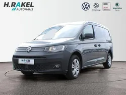 Grau Gebraucht 2022 VW Caddy Maxi Van / Kleinbus | 23.950 € (Fairer Preis)